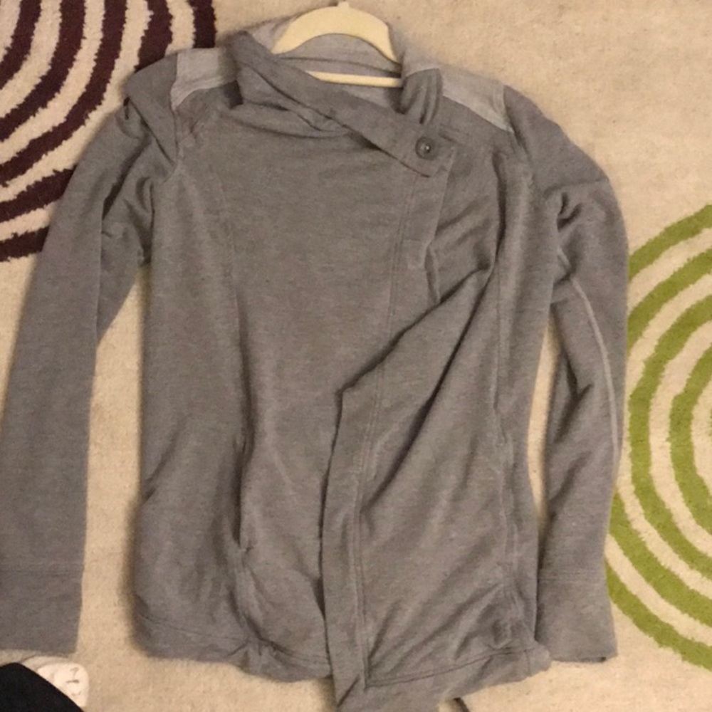 LuluLemon Sweatshirt Cardigan Size Small